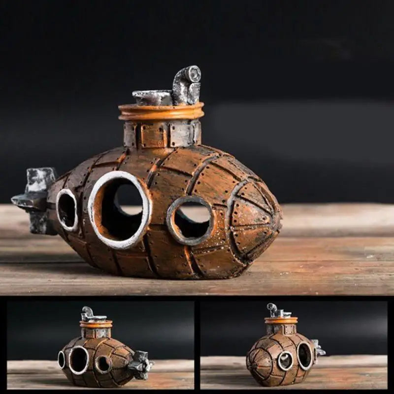 Vintage Submarine Aquarium Ornament™